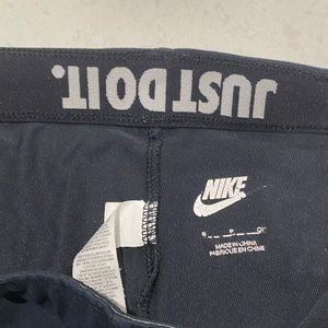 Nike black leggings